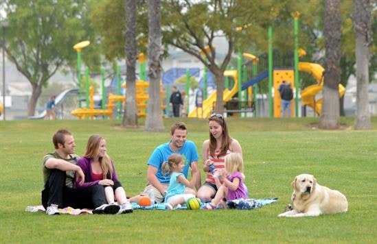 Mission Oaks Park courts
